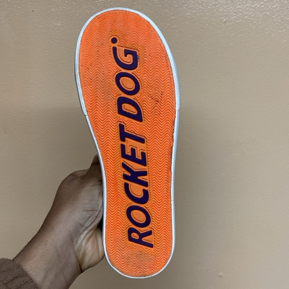 Rocket Dog Jazzin Floral Print Sneakers - Picture 15 of 16